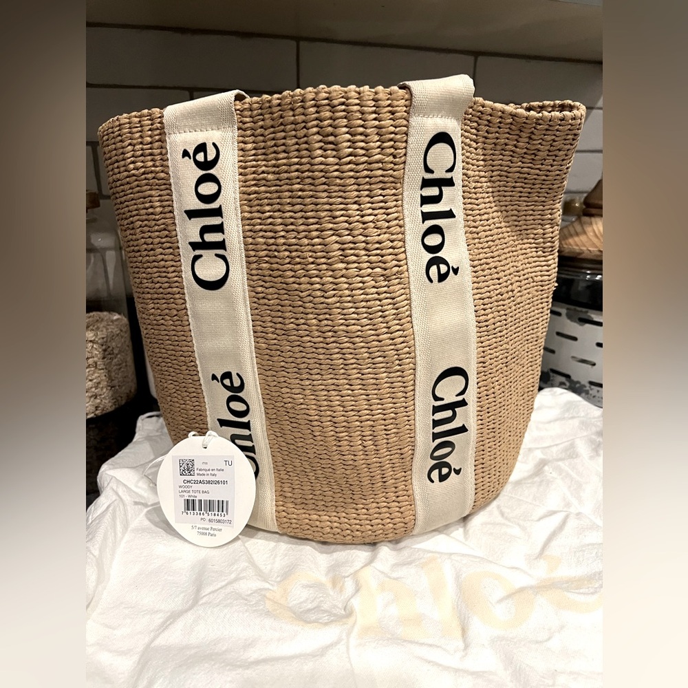 Large Woody Basket Straw Tote